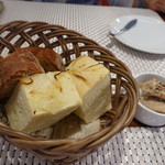 ビストロ ダイア - パン