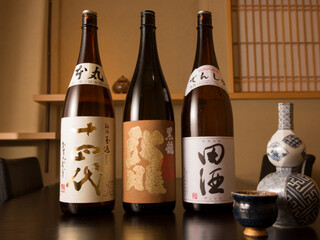 Ginza Ibuki - 月替わりの料理に合わせた日本酒