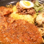 SPICY CURRY 魯珈 - ろかプレート(魯珈チキンカレー)