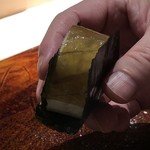 菊鮨 - ◆鯖の押し寿司・・目の前で作られ少し時間をおいて出されます。 鯖好き主人は「とても美味しい」と。私の分が残りましたので、追加で頂いていました。