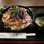 お食事処うきは - ステーキ丼です。(2018年10月)