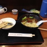 東亜食堂 - 牛タン汁そば＋小チャーハン