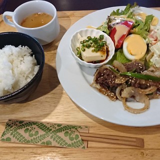 カフェ ド ラヴィアンローズ_1