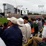 秩父宮ラグビー場 売店 - トヨタ自動車は歴史あるチームなのでじ～ちゃんファンの気合がハンパありません。