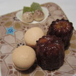 ユニッソン デ クール - プチフール１