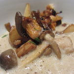 ユニッソン デ クール - ドンブのソリ・レス  秋の茸のロワイヤルＵＰ