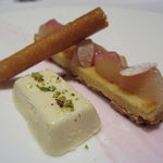 ユニッソン デ クール - 桃とショコラ・ブランのキャラメル・グラッセ２