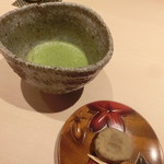 寿司と日本料理 銀座 一 - 菓子 栗茶巾 抹茶