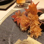 寿司と日本料理 銀座 一 - 海老のみのむし揚げ