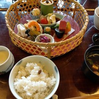 韻松亭 - 