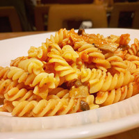 Osteria UVA RARA 横浜 - 