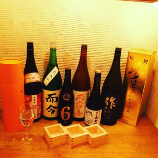 日本酒、焼酎、果実酒、常時60種類以上のお酒のラインナップ！