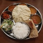 南インド料理ダクシン - ダクシン・ミールズ 肉料理セット