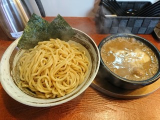 Tsuke Men U Madura - 濃厚つけ麺 全部乗せ