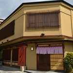 《割烹・仕出し》 信濃屋 - 信濃屋外観
