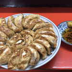 新ちゃん - 餃子4人前