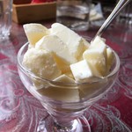 ナワブ - ココナッツアイスクリーム