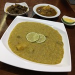 大衆食堂シックダール - パトラキチュリのセット