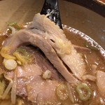 麺屋 つくし - 食べ応えあるチャーシュー