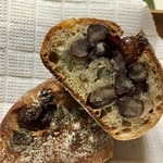 パンやきどころ RIKI - 大納言と栗がごろごろ！