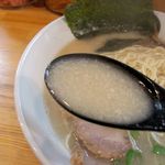 博多拉麺 KAZU - ど豚骨スープ