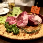 暴走熟成肉庫　肉アバンギャルド - 調理前の肉