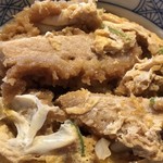 Wataya - カツは小さ目ですが肉厚はあります。