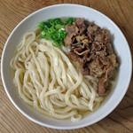 手打ちうどん ぶれーど・う - 肉うどん中盛