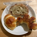 ブーランジェリー メチエ - 「塩パン」「プロヴァンス」「田舎パン」