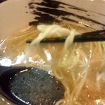 麺屋彩々 - 麺アップ