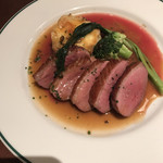 ブラッスリーオザミ丸の内 - 鴨のロースト