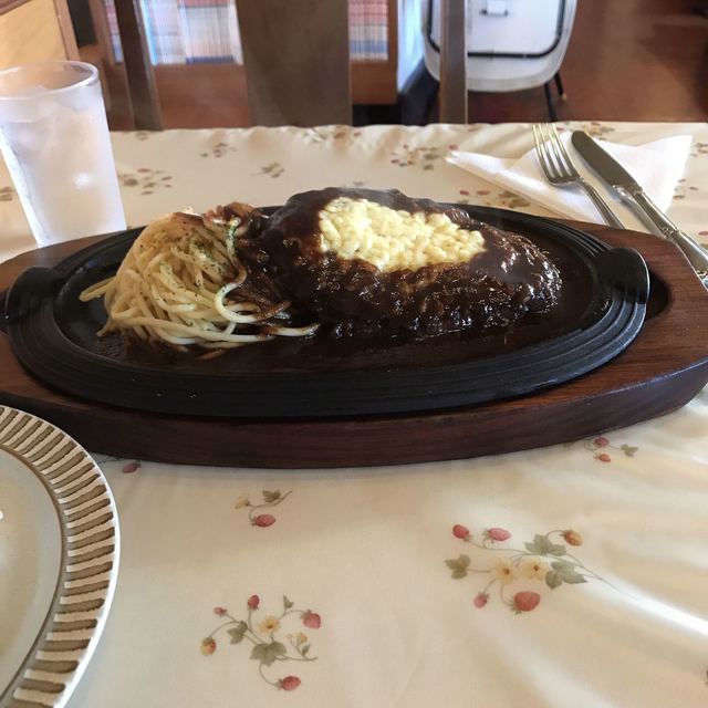 リンカーン 医王寺前 洋食 食べログ