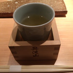 荒木町 きんつぎ - 先付のお出汁