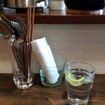 ナガタ店 - お箸も完備