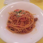 リストランテ ラ チャウ - サルシッチャとお野菜のトマトソーススパゲッティの大盛りでございます（2011.09）
