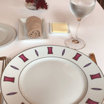 ル・ブルギニオン - テーブルセッティング。