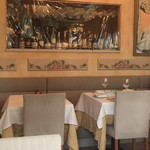 ル・ブルギニオン - お店内観。