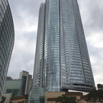 ル・ブルギニオン - 近くの六本木ヒルズ。