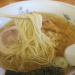 はなの家 - うどんのような独特な麺です