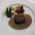 レストラン ノーブル - 仔牛のヒレ肉グラタン風