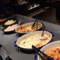 ブッフェアンドカフェ スロープサイドダイナー ザクロ - 