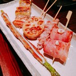 鉄板創作串と290円ハイボール 鉄板物語 - 