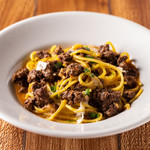 [5] Bolognese (meat sauce)