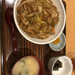 Ikkou Shokudou - うわさの肉丼(並盛り)