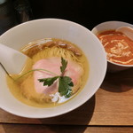 神保町 黒須 - 塩蕎麦800円、バターチキン250円