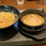 松壱家 - 黄金つけ麺 あつもり ¥880
