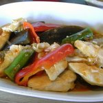 パルマイラ食堂　obico - たっぷり野菜の鶏チリ