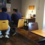 Ra-Men Rabo Hikari Nosaki - 店内  ピークを過ぎたようです