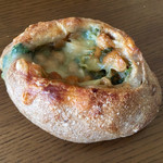 パーネ ディ トゥッティ - 納豆のパン