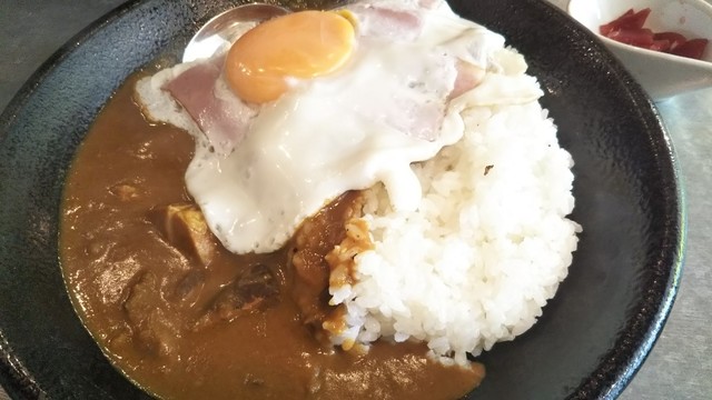 カレーグリル 徳右衛門>